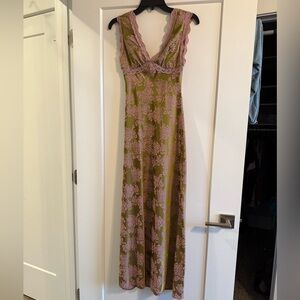 Floral Lace Maxi Dress